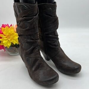 Baretraps Trissa Brown Tall Brown Boots size 9. TB2731E